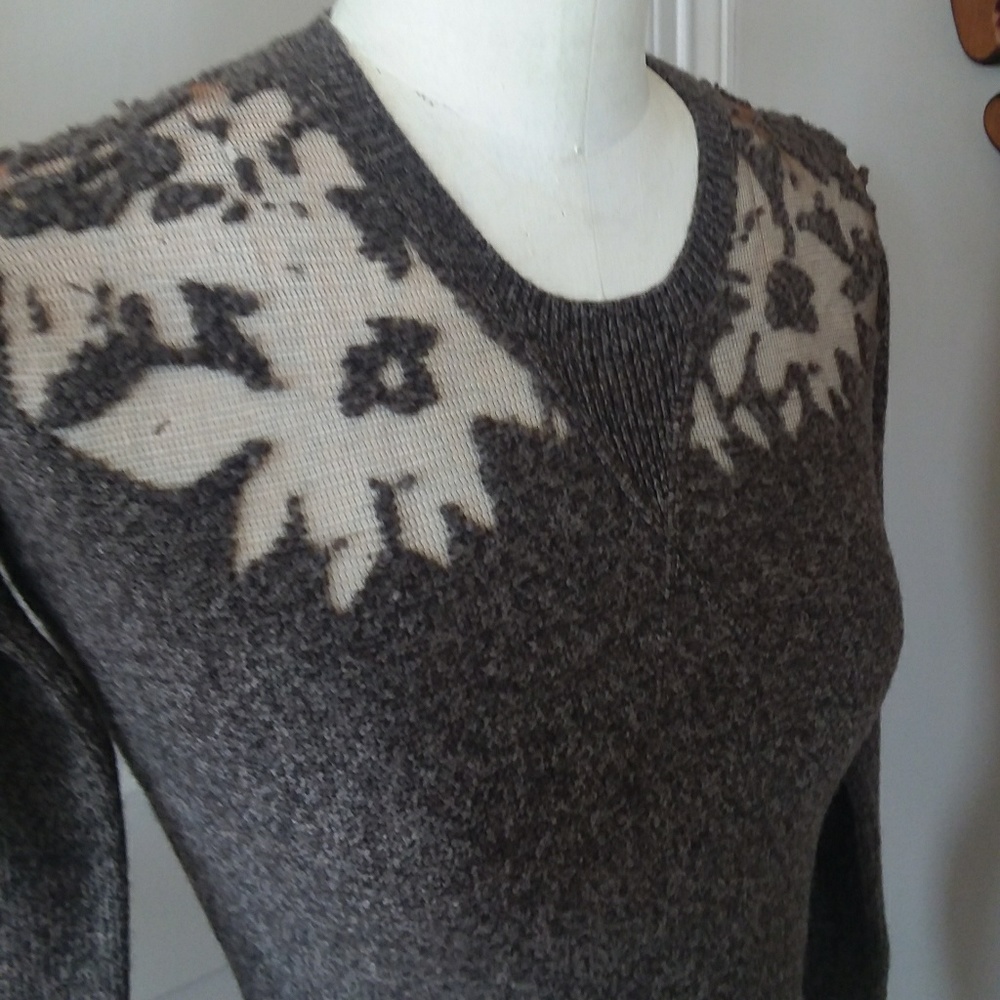 RARE Tsesay Burnout Wool NWT